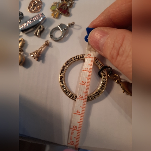 Assorted Charm ,pendants,Collection - Picture 12 of 12